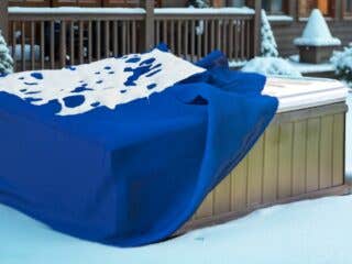 How to Protect Your Hot Tub with the Right Cover for Year-Round Use